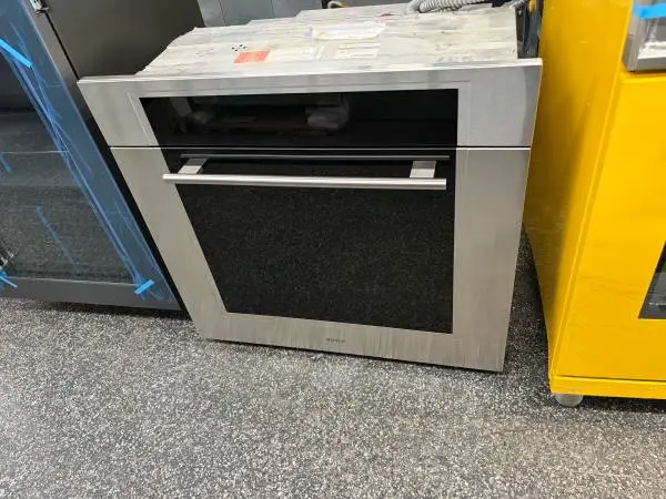 Stainless Steel Single Wall Oven M Series
