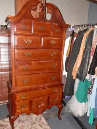 STANLEY Furniture...Queen Anne Highboy High Chest Dresser