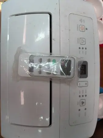 Hisense Air Condition 7000 Btuw w/ remote