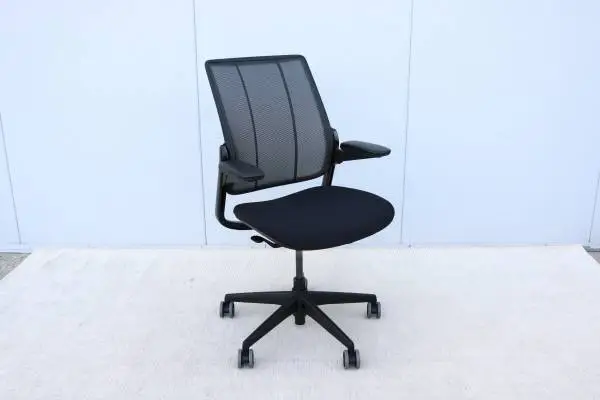 Humanscale Ergonomic Diffrient Smart Office Desk Chair in Mesh
