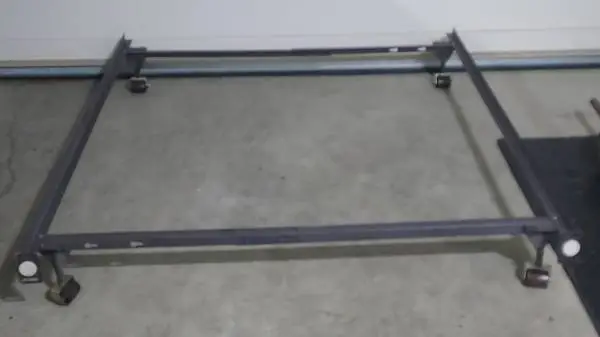 Adjustable Queen bed frame