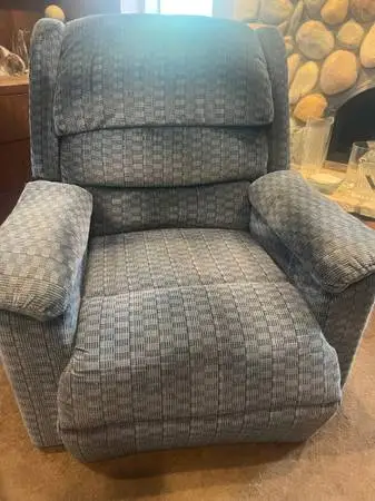 Power Lift Assisted Living Chair