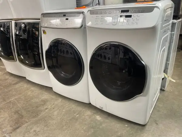 Samsung washer 5.5 cu ft and dryer gas 6.0 cu ft