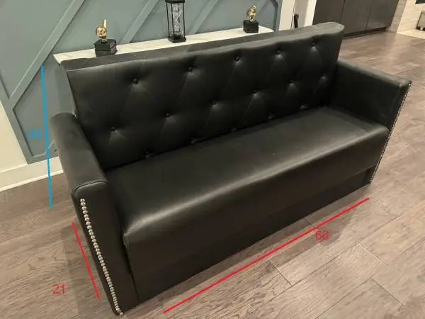 Restaurants,Bar,Club, Lunge, USED BLACK Commercial COUCH LIKE NEW