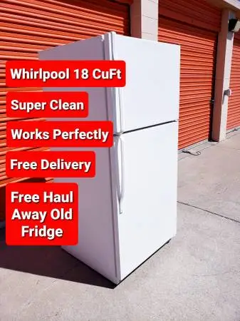 Top Freezer Refrigerator Super Clean Works Perfect Whirlpool 18 CuFt