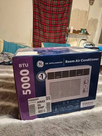 GE Window AC unit for sale