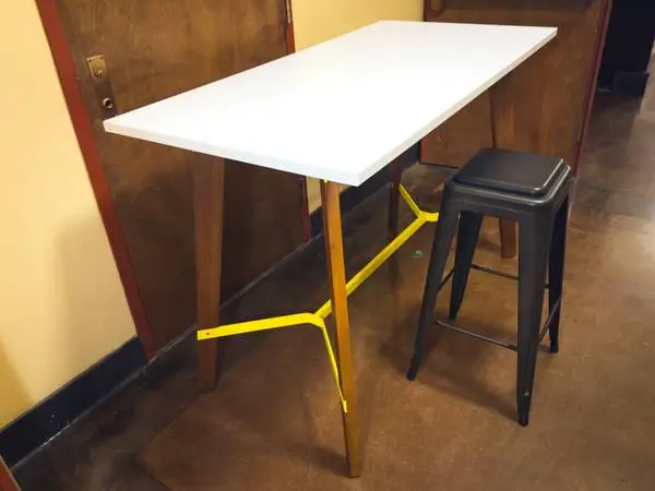Commercial Standing-Height Collaboration Table 60x30 Modern Office