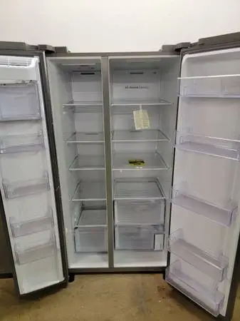 Samsung 36 in Wide 28 cu ft Side by Side Smart Refrigerator with Large Capacity
