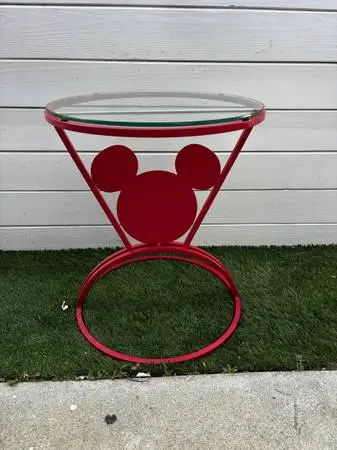 Mickey Mouse Disneyland Disney table Round Glass Top Metal Side Table 19.5” Di