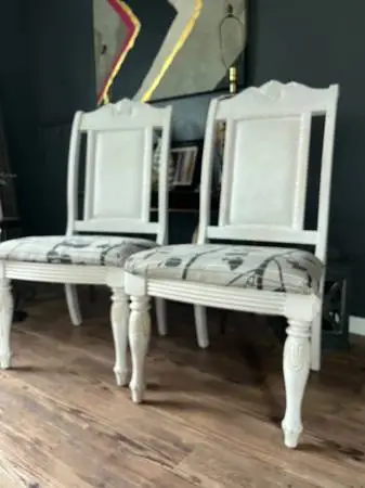 Extra Wide Upholstered Chairs
