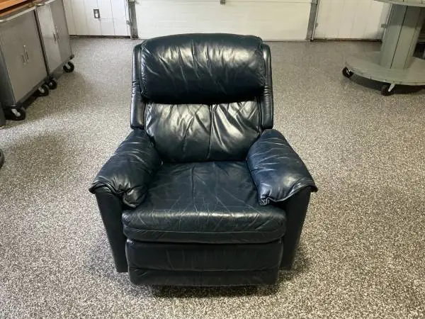 Leather recliners