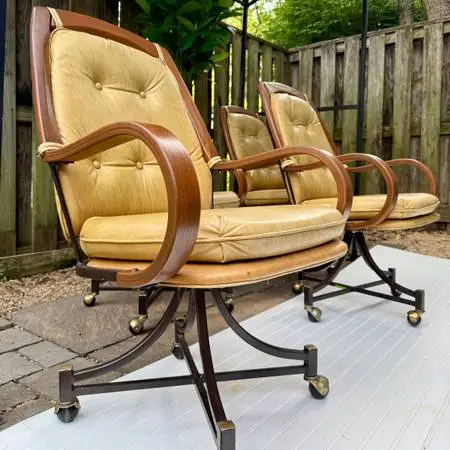 (2 available) Vintage 1982 Postmodern Swivel Office Chairs on Casters | $200 eac
