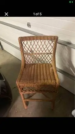Wicker bar stool one could be matching with different ones