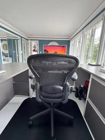 Herman Miller Aeron Computer Office Chair w/Adjustable Back Support