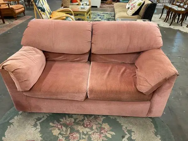 Pretty Pink Vintage Love Seat