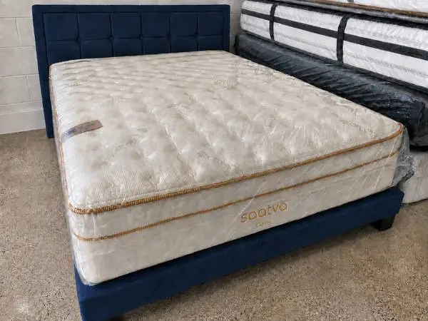Saatva Classic Mattresses – Queen – New in Plastic – Free Delivery in