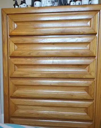 *** Priced to Sell - Bassett Solid Oak Dresser
