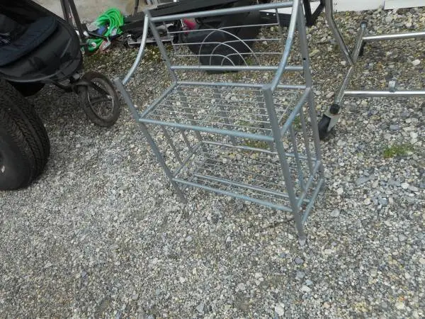 Small Metal Shelf with 2 Shelves