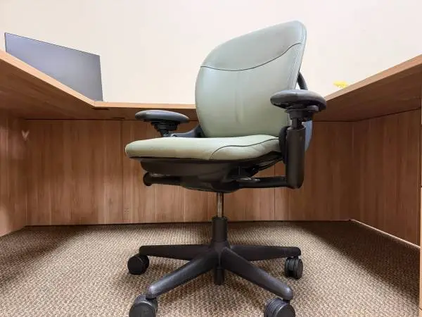Steelcase Leap V1 Office Chair / Task Chairs | Now