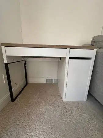 IKEA Micke desk