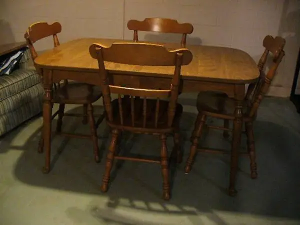 Dining Table 4 Chairs Maple, 2 leaves