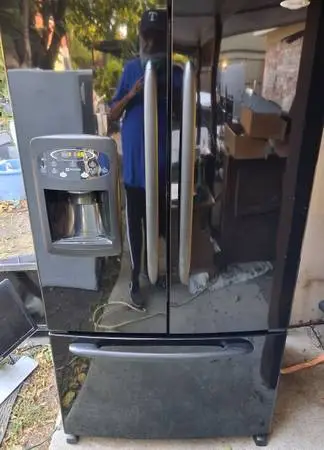 MAYTAG 3 DOOR FRIDGE FREEZER WITH A 30.DAY WARRANTY