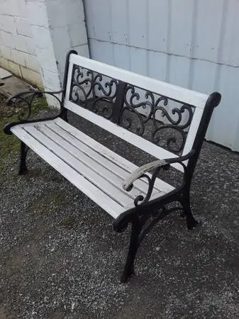 Vintage Bench Cast Iron. In Great Condition.