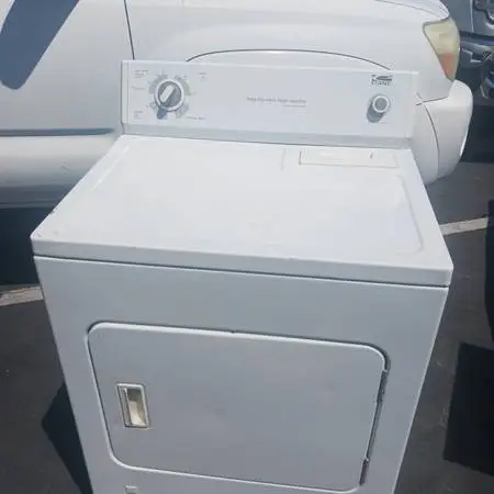 Estate gas dryer by Whirlpool
