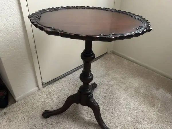 Antique Mahogany Pie Crust Table