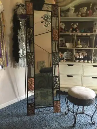 BEAUTIFUL IRON EASEL STYLE FULL LENGTH MIRROR & VANITY/MAKEUP STOOLSET