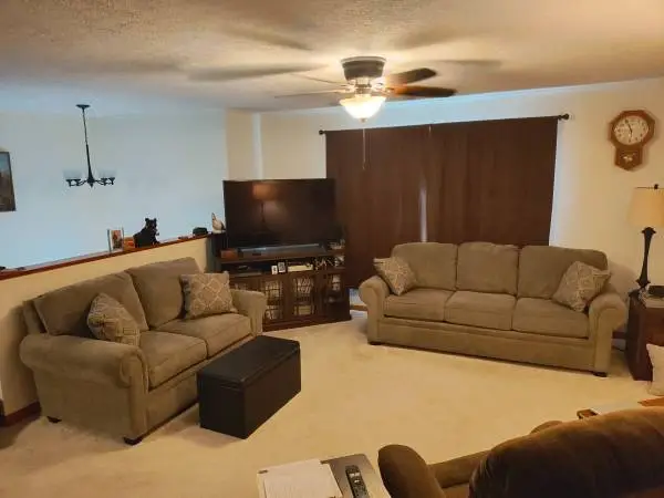 England Furniture Co, Sofa & Loveseat