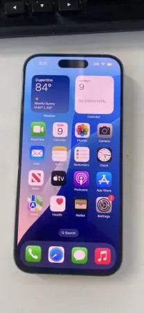 Apple iPhone 15 pro  128GB ( UNLOCKED )