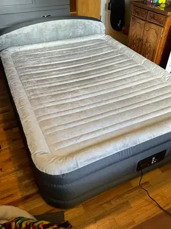 Sealy Queen Air Mattress, from Costco