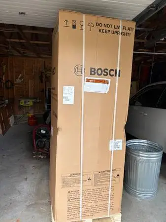 BRAND NEW In Box - Bosch GreenTronic 80-Gal Heat Pump Water Heater