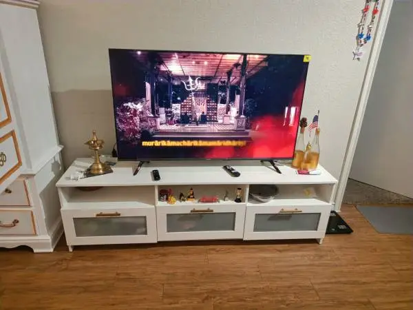 Hisense 55 inch TV and Table