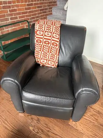 Pottery Barn Manhattan Leather Recliner