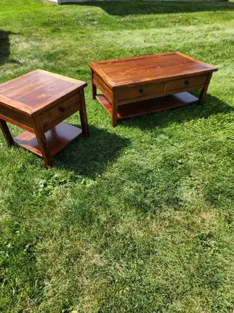 Coffee and end table