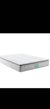 Queen Size Memory Foam Mattress – Medium-Firm Support