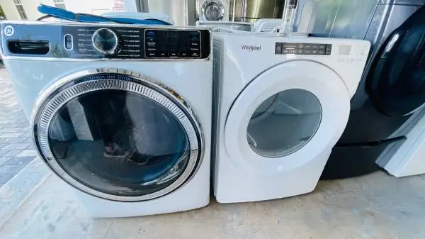 Washer&dryer Pair