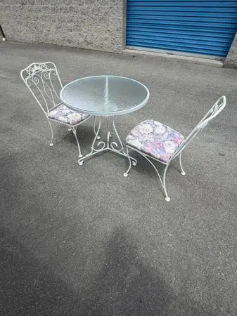 Vintage Lyon Shaw 30 Wrought Iron Metal Patio Table with 2 chairs