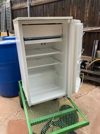 refrigerator small GE