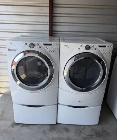 Whirlpool Washer And Electric Dryer Matching Set