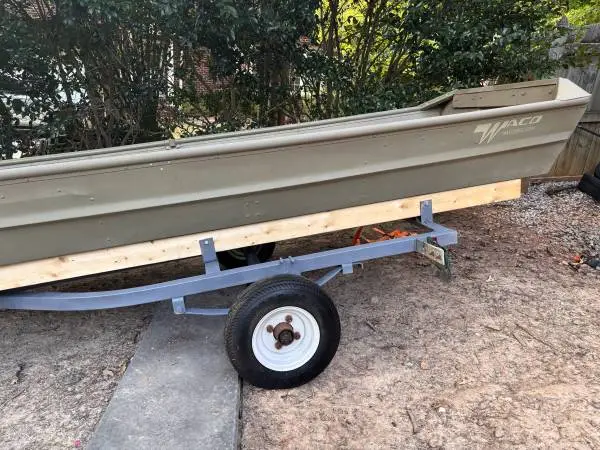 WACO 12” Jon Boat + 2 new seats + trailer