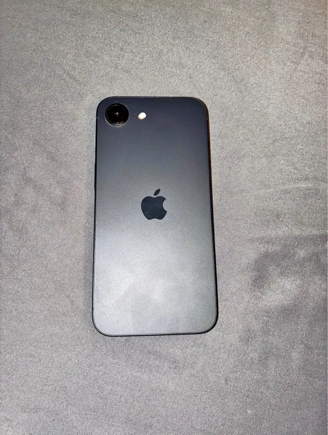 IPHONE 16e
