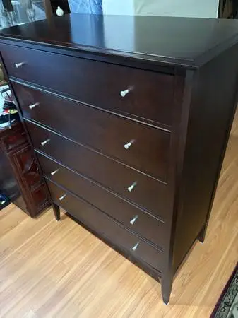Good Five Drawer Dresser