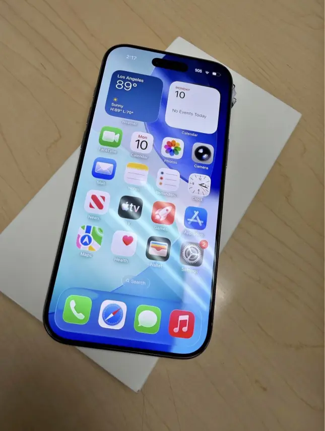 iPhone 17 AIR 256gb UNLOCKED!!