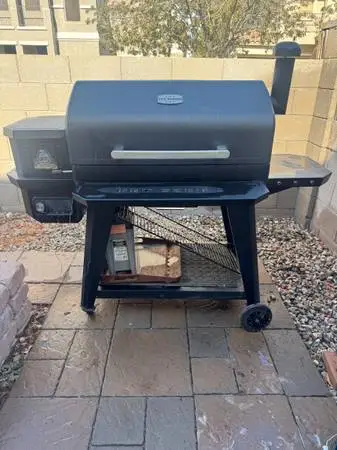Pitboss 1600 elite pro series smoker