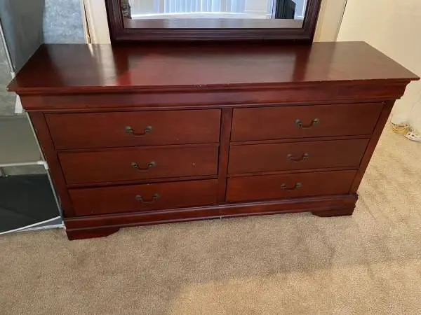 Drawer Dresser & Mirror