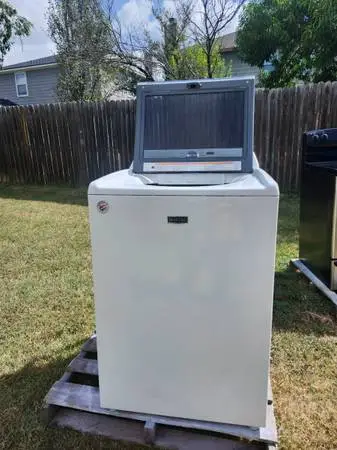 MAYTAG TOP LOAD WASHER