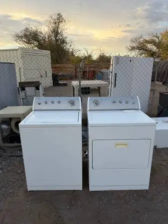 Whirlpool Electric Washer & Electric 220 Plug Dryer Set For Sale $350